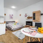 Heidi Apartmán *